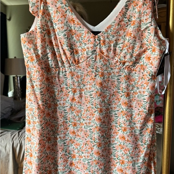 Floral Sleeveless Dress - Picture 2 of 7